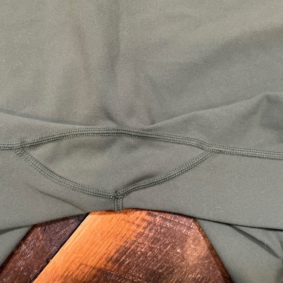 P’Tula Sculpt Shorts | Green | 6” Inseam | Women’s Size S - Picture 4 of 7